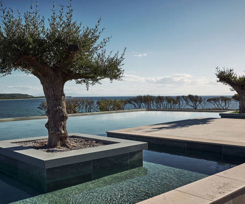 Zelia Resort Halkidiki Fire Pit pool and sea view
