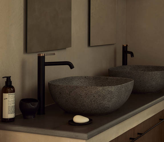 Zelia Resort Halkidiki Signature Suite Private Pool double washbasin, mirrors and amenities
