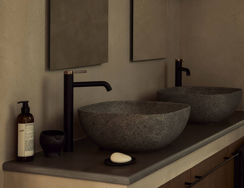 Zelia Resort Halkidiki Signature Suite Private Pool double washbasin, mirrors and amenities
